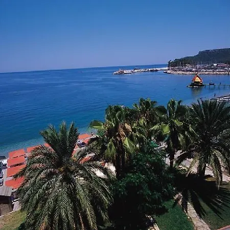 Mira Olimpos Hotell 2*
