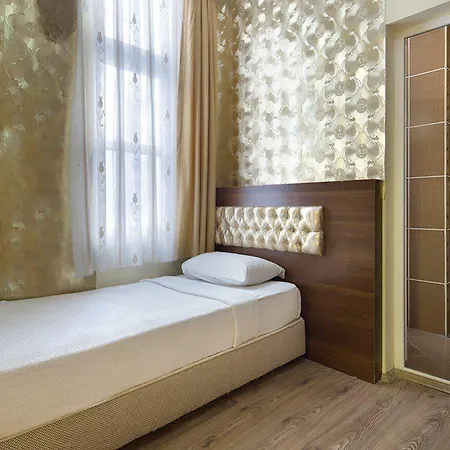 Mira Olimpos Hotell